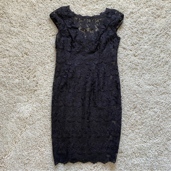 Chetta B Sherrie Bloom + Peter Noviello Lace Cocktail Dress - Black, Size 2 - Picture 2 of 9